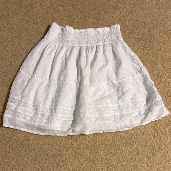 Hollister Dresses & Skirts - Hollister White Mini Skirt